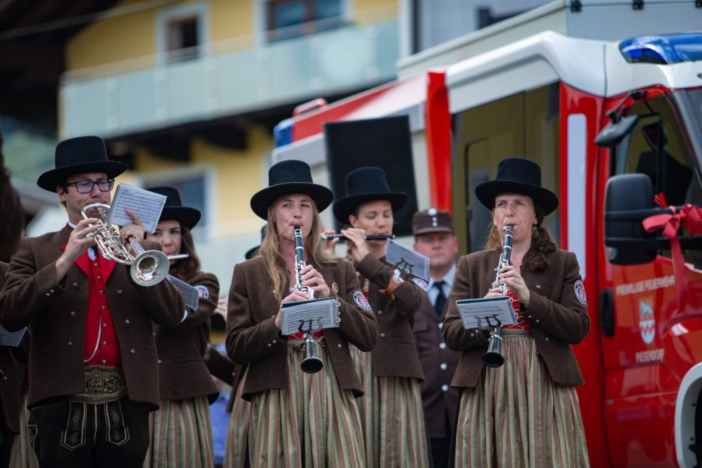 Florianifeier mit Fahrzeugsegnung