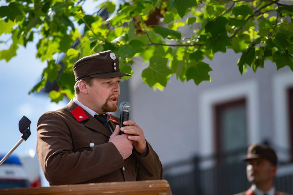 Florianifeier mit Fahrzeugsegnung